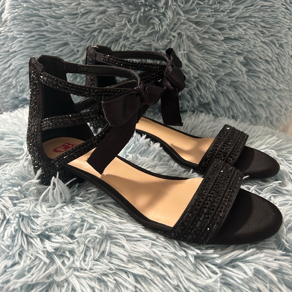 GB Girls black sandals shoes